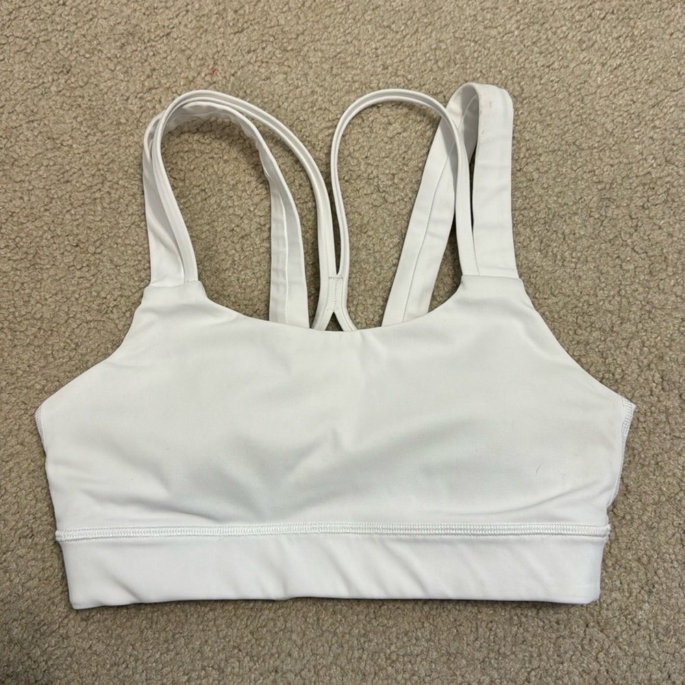 Aritzia TnAction white sports bra